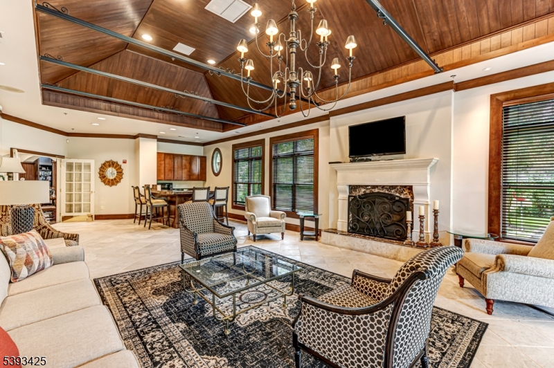 Four Seasons - Residential