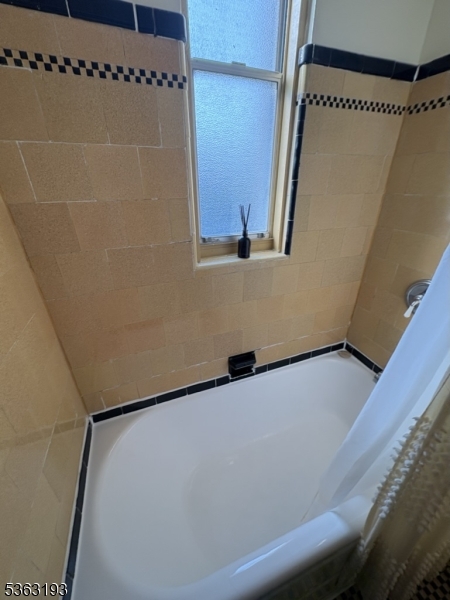 Dwight Manor - Residential Lease