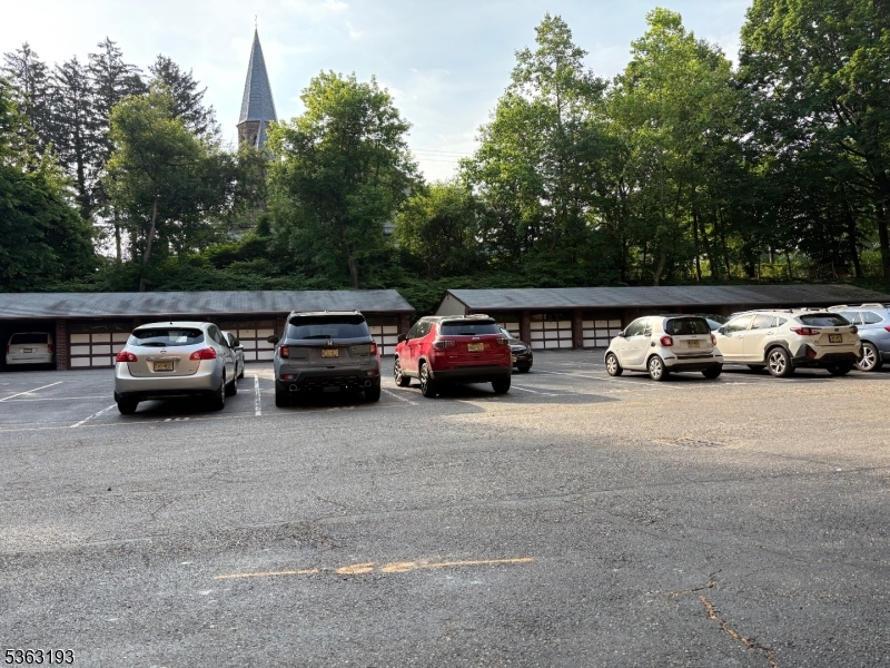 Dwight Manor - Residential Lease