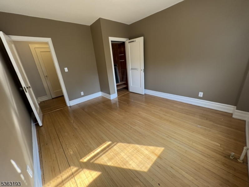 Dwight Manor - Residential Lease