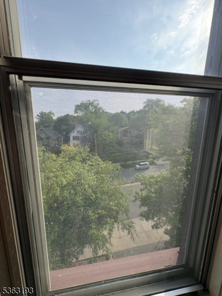 Dwight Manor - Residential Lease