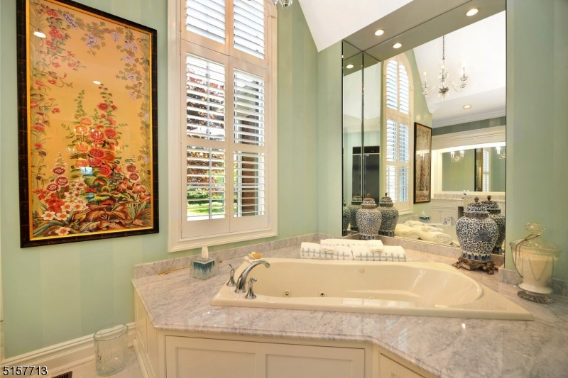 SADDLE RIVER GRAND - Residential