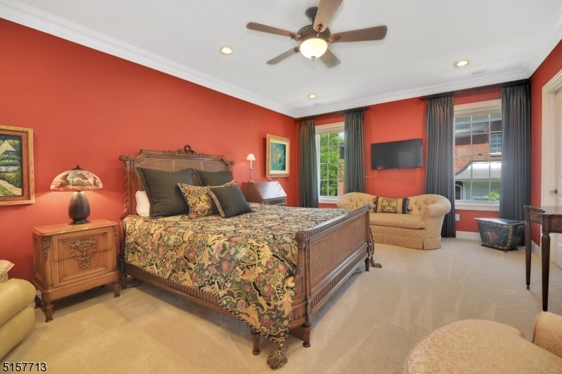 SADDLE RIVER GRAND - Residential