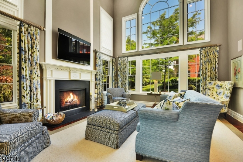 SADDLE RIVER GRAND - Residential