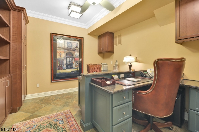 SADDLE RIVER GRAND - Residential