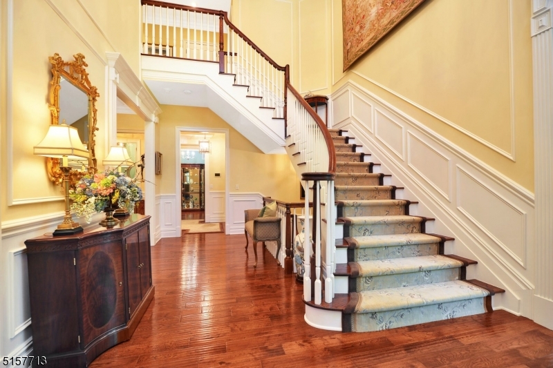 SADDLE RIVER GRAND - Residential