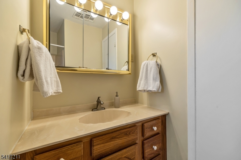 Skyline Lakes - Residential