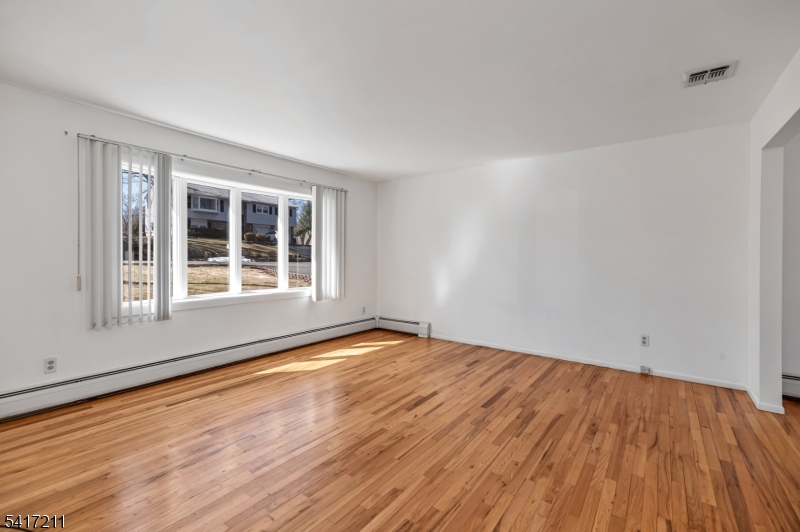 Skyline Lakes - Residential