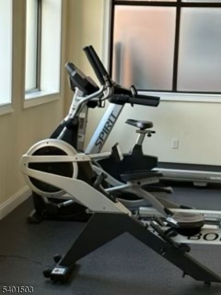 Lincoln Park - Residential Lease