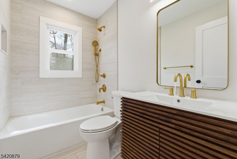 White Meadow Lake - Residential