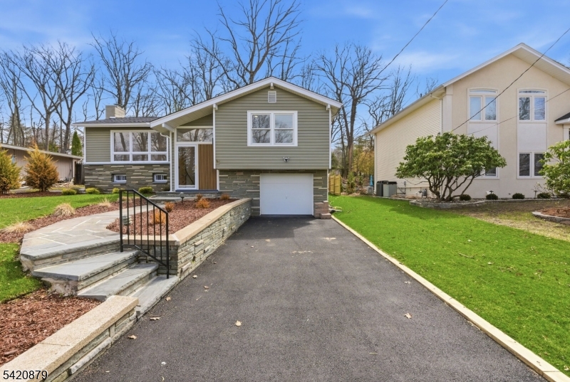 White Meadow Lake - Residential