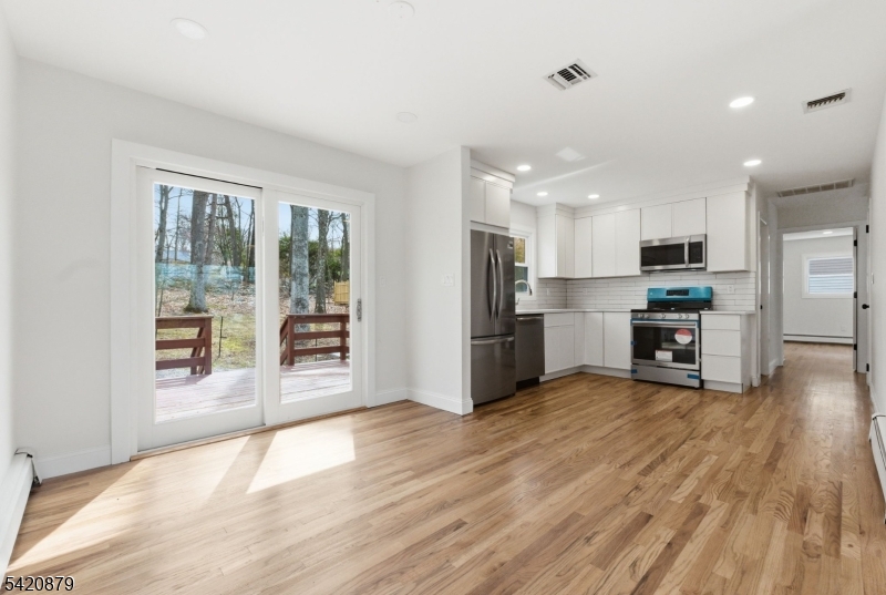 White Meadow Lake - Residential