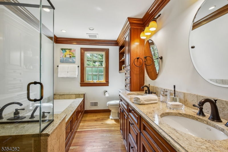 Rolling Hills - Residential