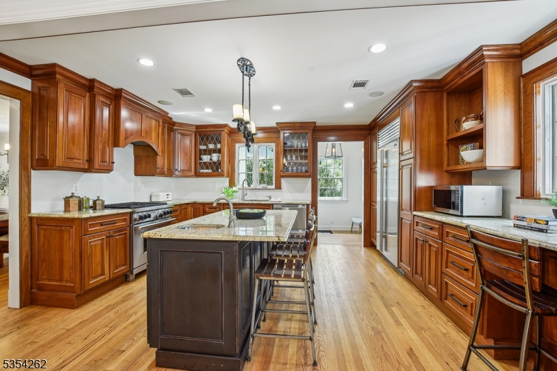 Rolling Hills - Residential