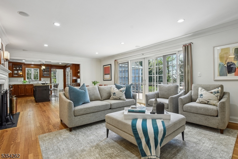 Rolling Hills - Residential