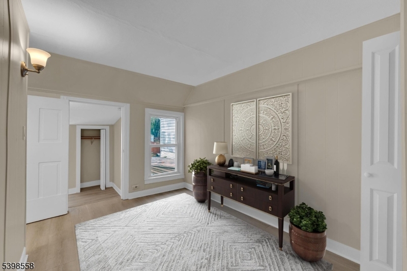 1/2 Duplex - Residential Lease