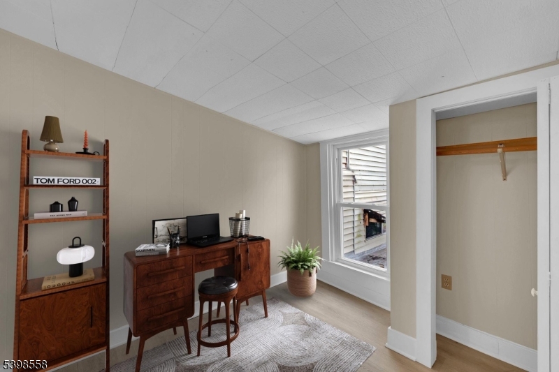 1/2 Duplex - Residential Lease