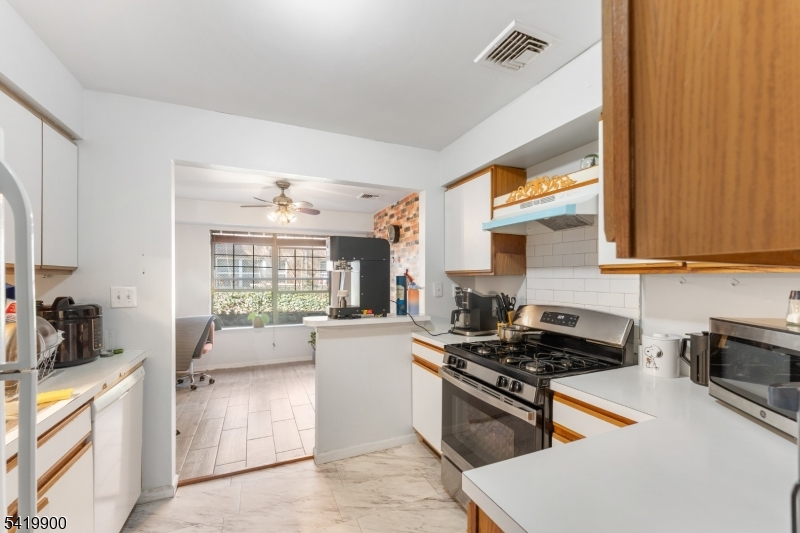 Sunrise Manor - Residential