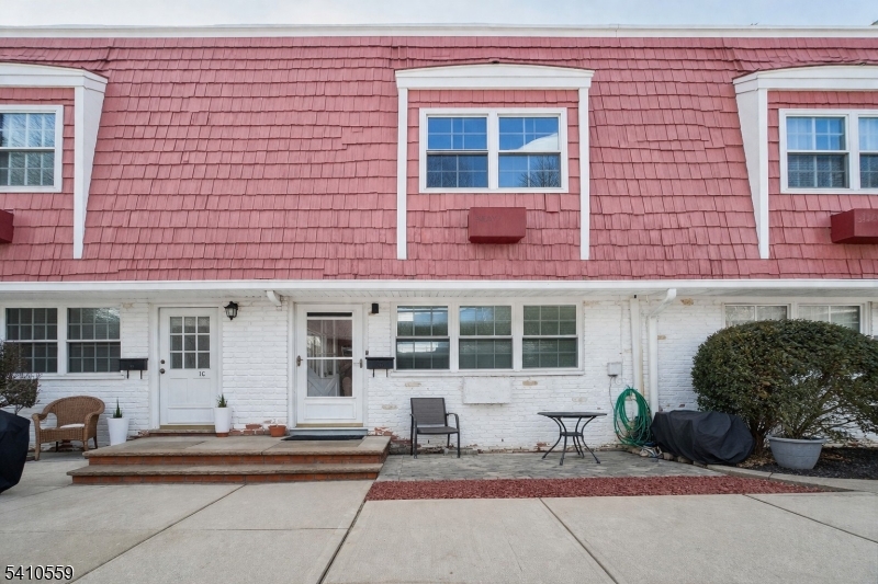 Parsons Village - Residential