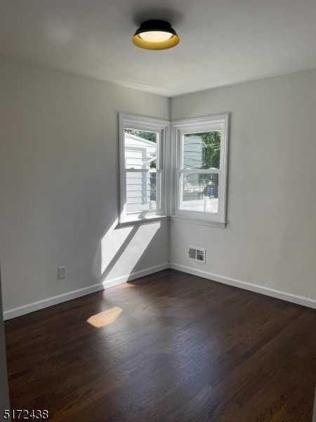 Northside- NO FLOOD - Residential