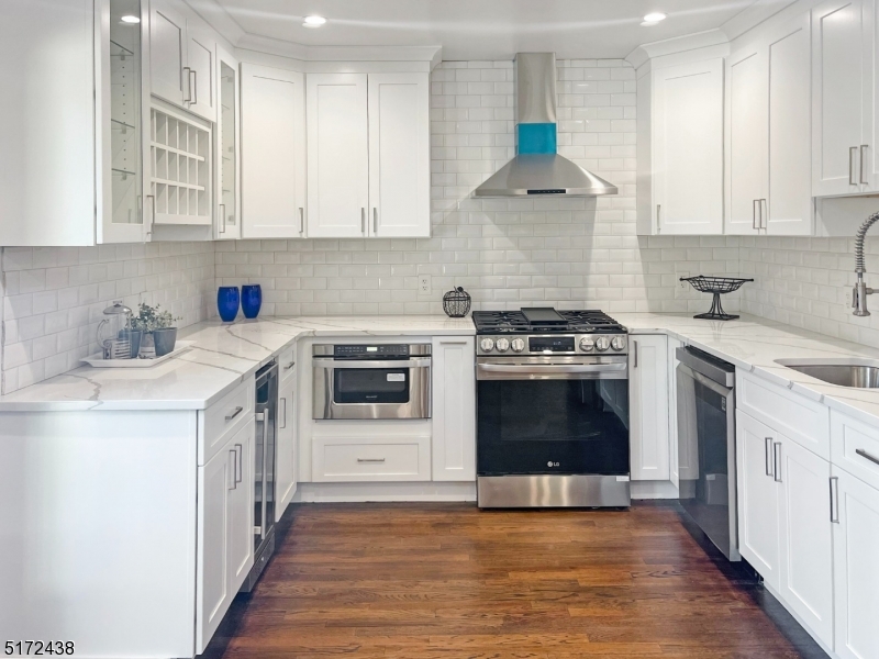 Northside- NO FLOOD - Residential