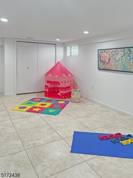 Northside- NO FLOOD - Residential