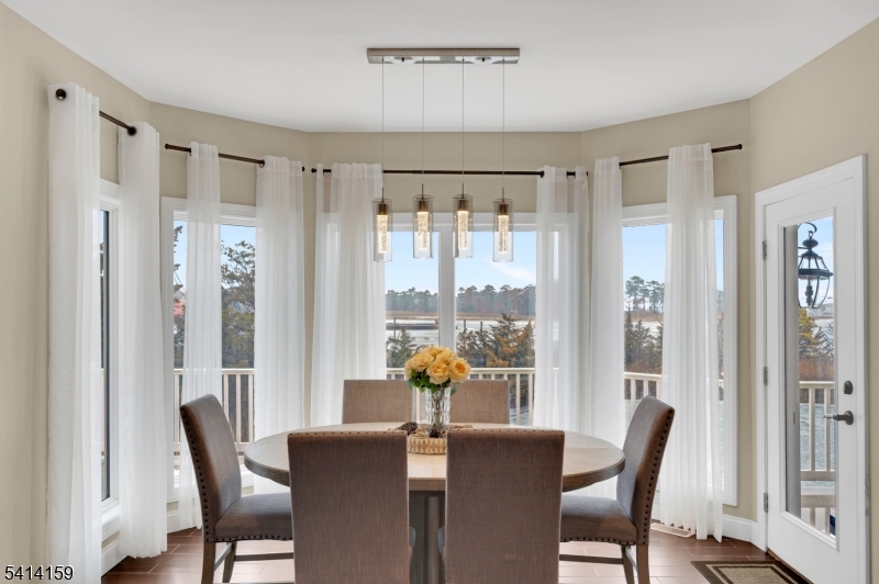 Snug Harbor - Residential