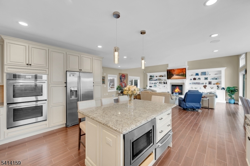 Snug Harbor - Residential