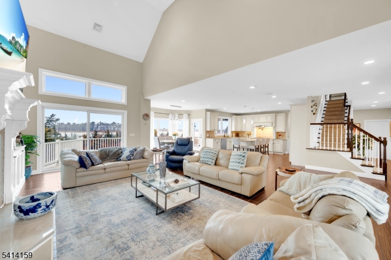 Snug Harbor - Residential