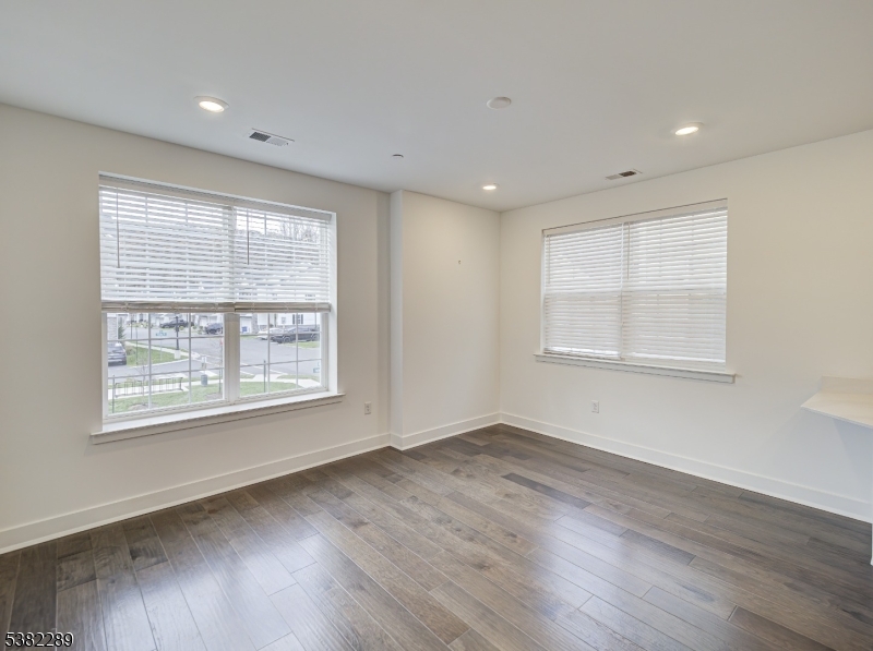 Lennar Collection - Residential Lease