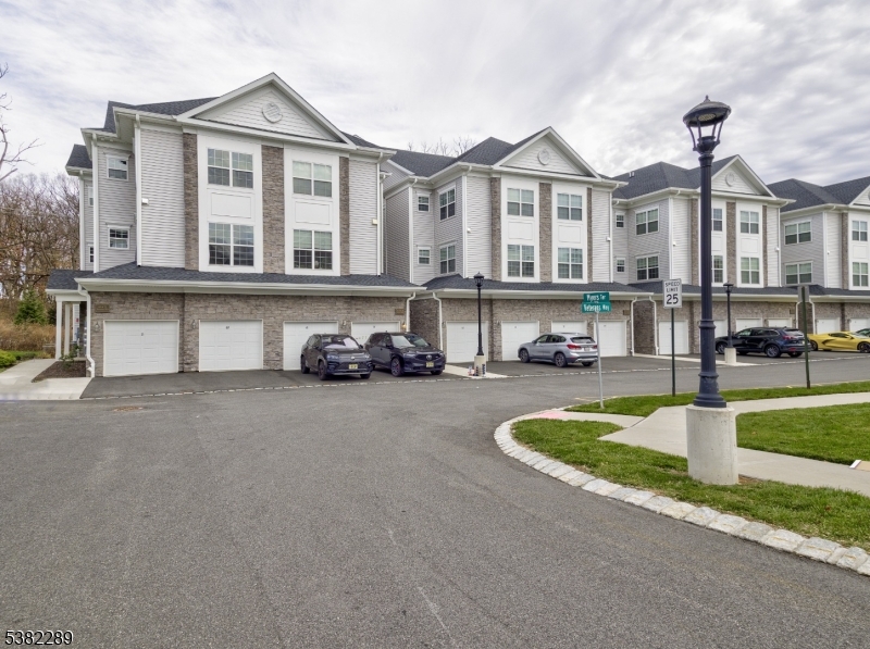 Lennar Collection - Residential Lease