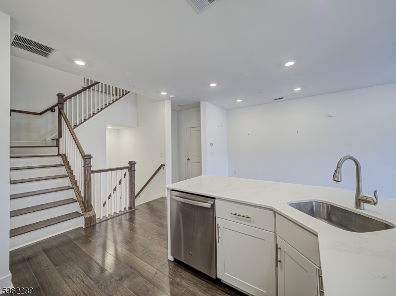 Lennar Collection - Residential Lease