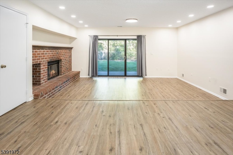 Society Hill Bernards 1 - Residential