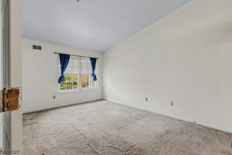 Seasons Glen - Residential
