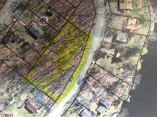 PLYMOUTH LAKE DR, NEWTON, NJ 07860 - Image dea3773d2e0bb3f643d967b1655179da/610016964
