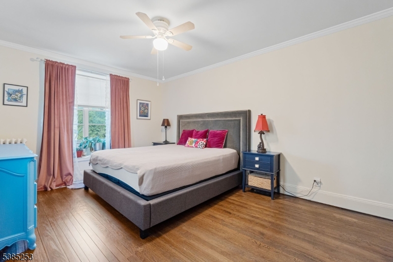 Dwight Manor - Residential