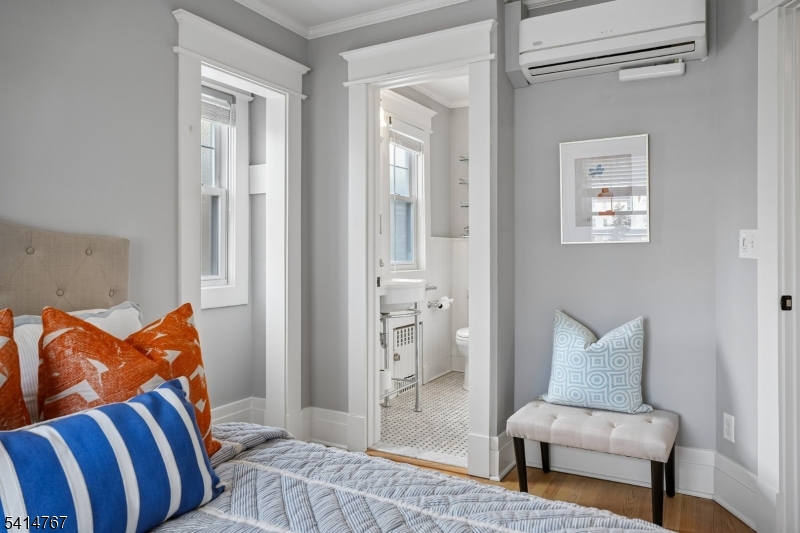 Upper Montclair - Residential