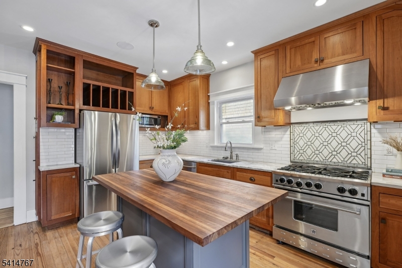 Upper Montclair - Residential