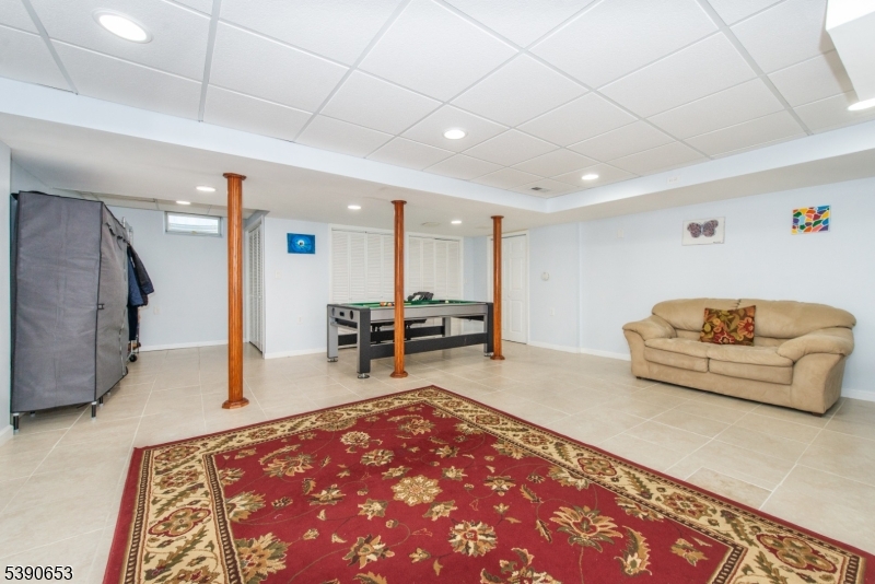 Mazdabrook - Residential