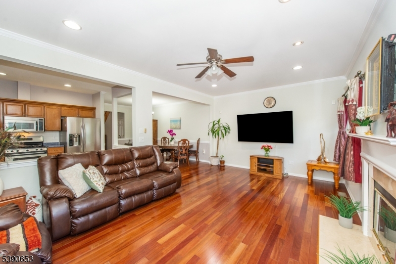 Mazdabrook - Residential