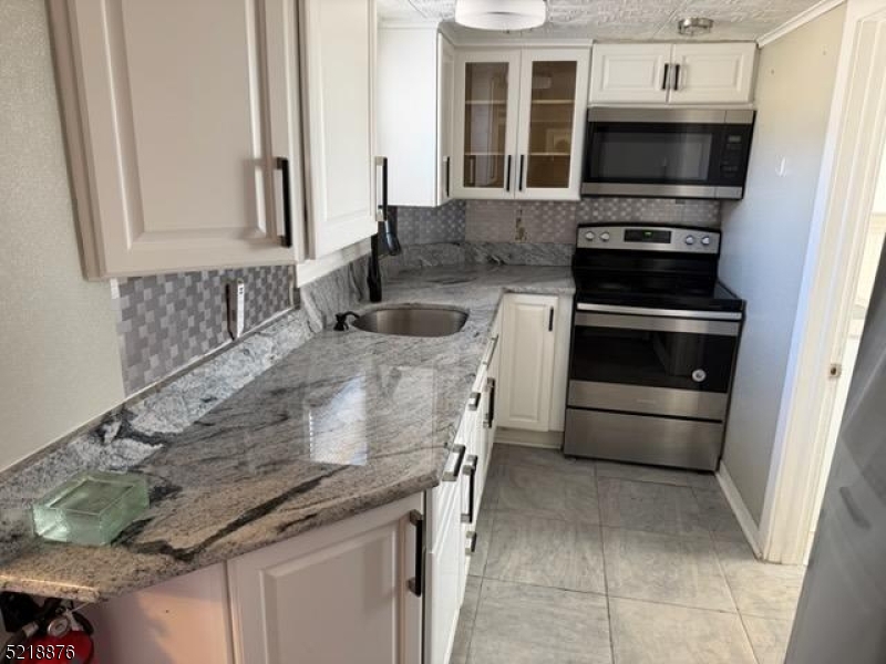 LAKE HOPATCONG - Residential Lease