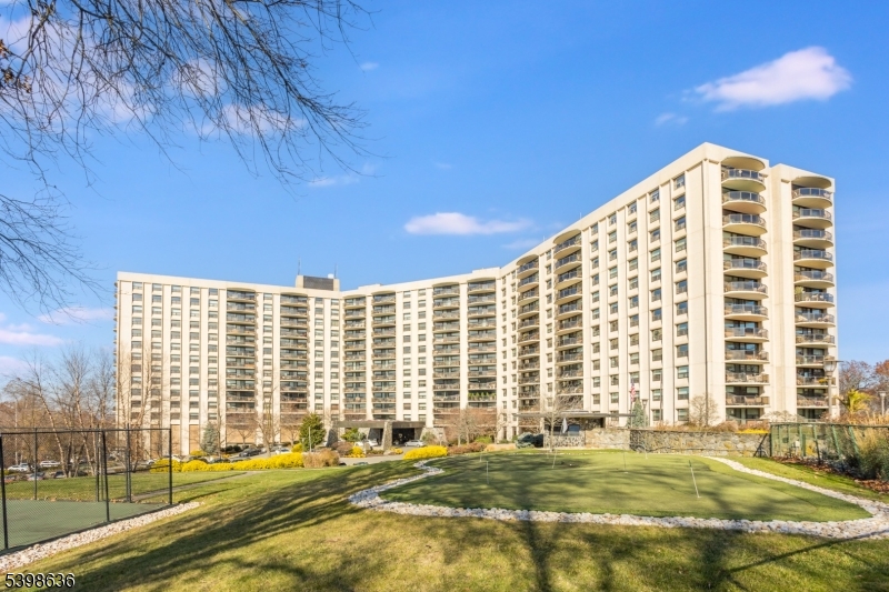 Claridge 2 - Residential