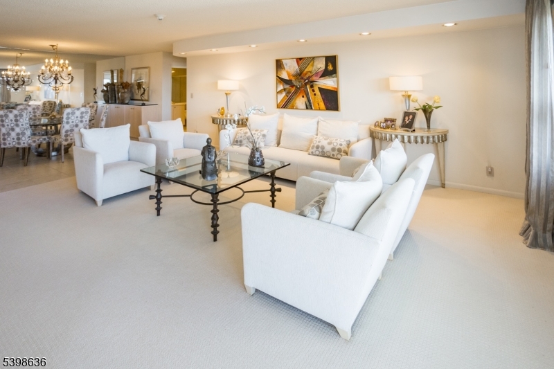 Claridge 2 - Residential