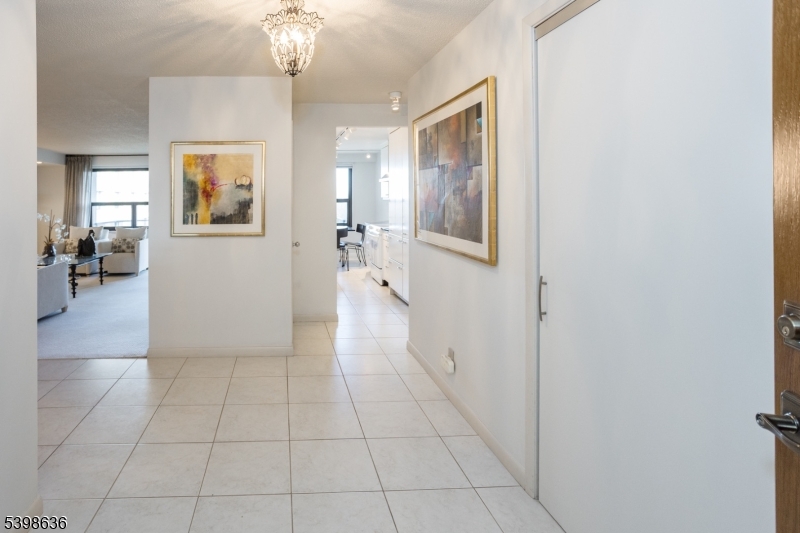 Claridge 2 - Residential