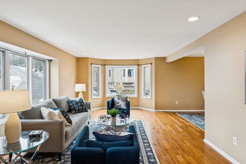 Crystal Woods - Residential