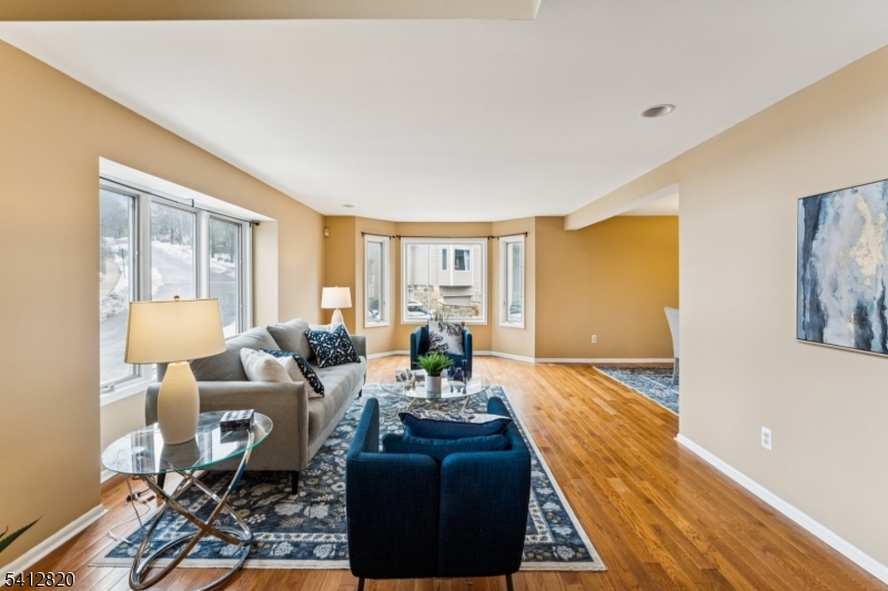 Crystal Woods - Residential