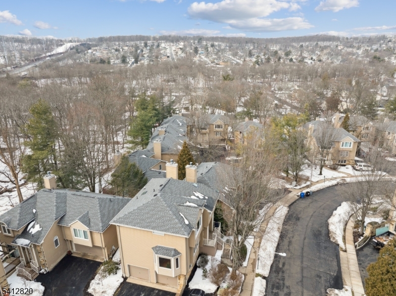 Crystal Woods - Residential