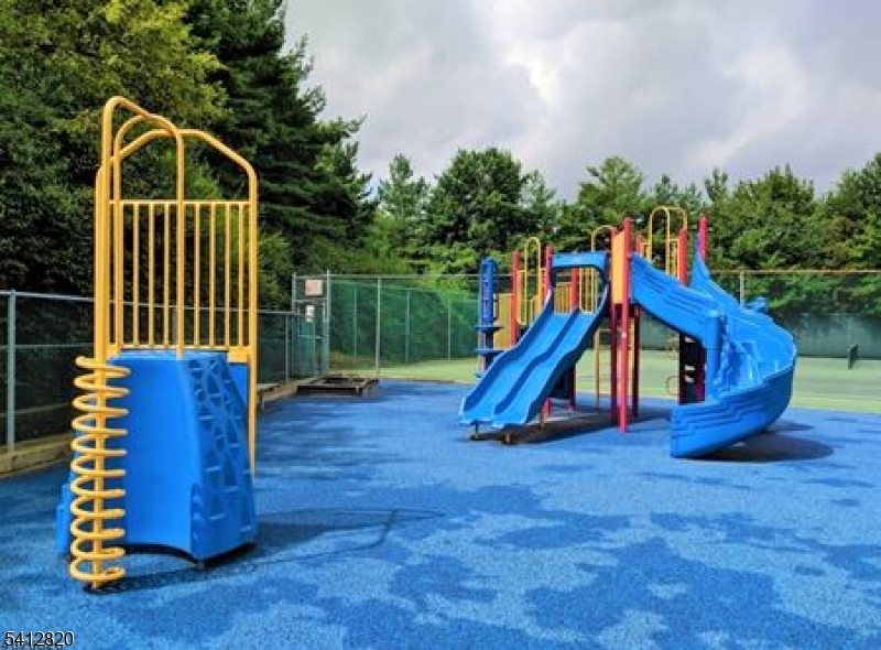 Crystal Woods - Residential