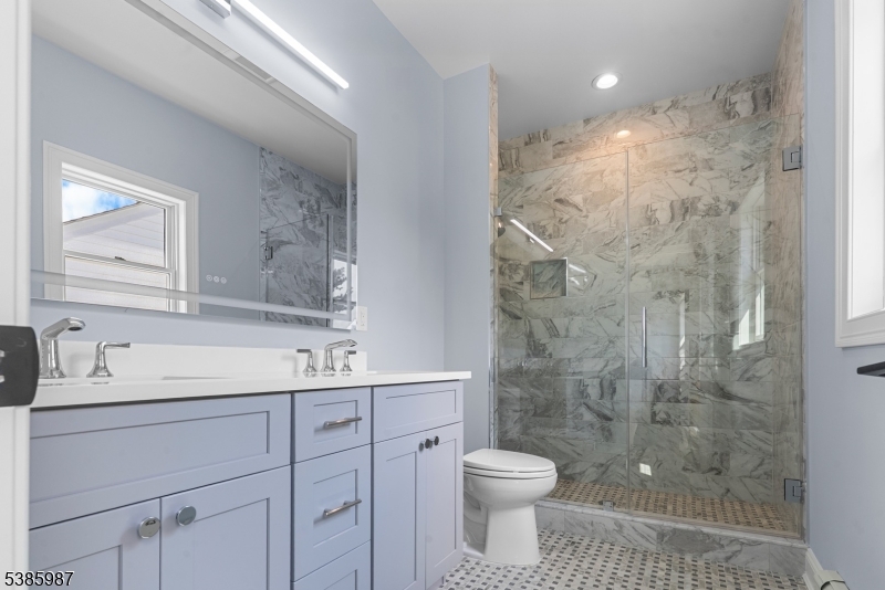 The Estates at 5th Avenue - Residential