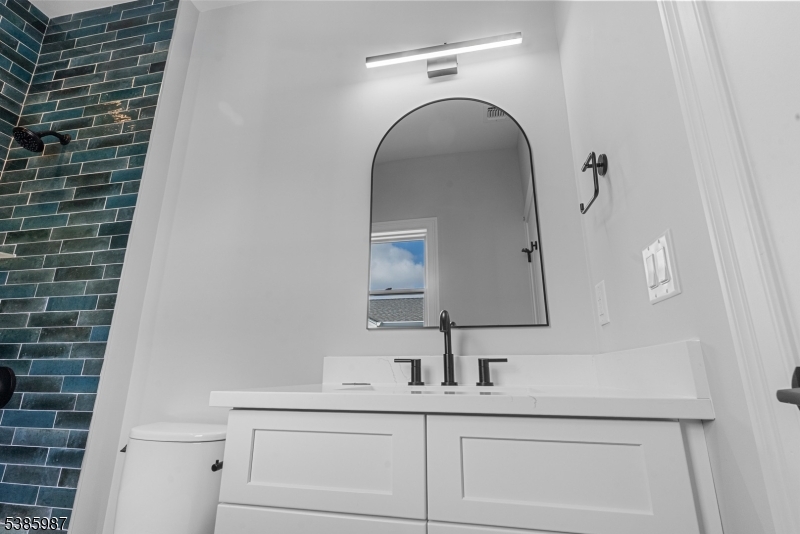 The Estates at 5th Avenue - Residential